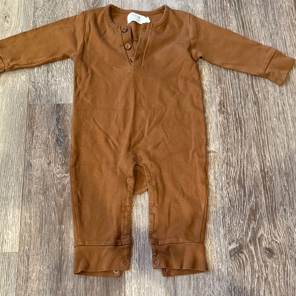 Lucy Lue Other - Cozy Brown Lucy Lue Organic Long Sleeve and Pant One Piece Size 12-18 M!